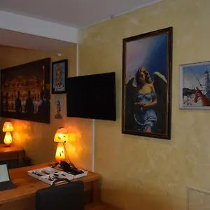 A L'ombre Du Palais Appartement