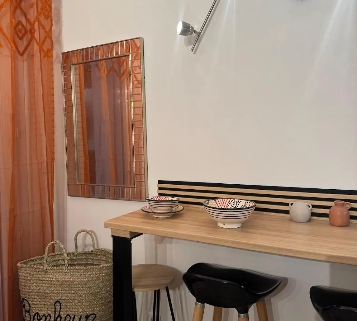 Apartment Appartement Avec Bain A Remous & Patio Avignon